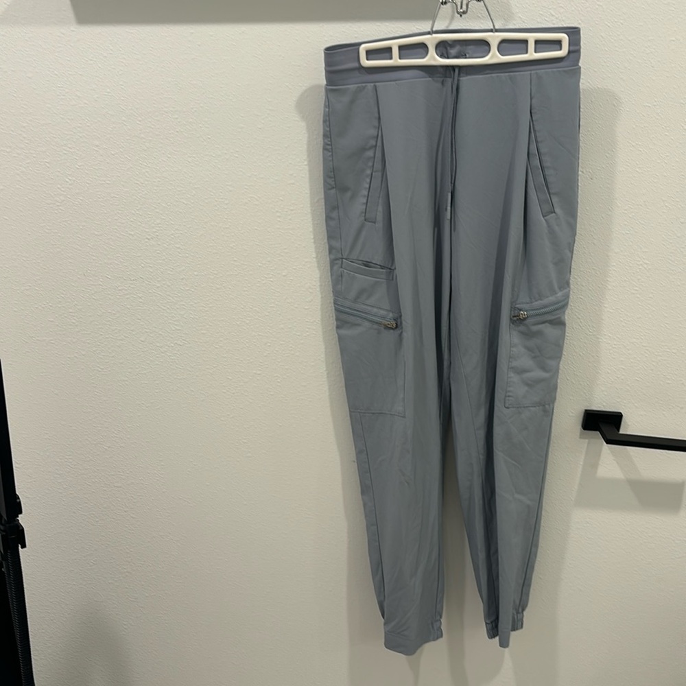 Athleta joggers barely worn